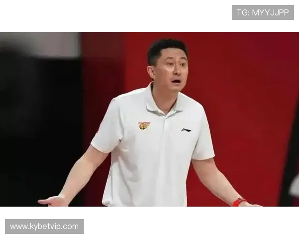 太狠了！打破所有幻想！广东惨败北京，杜锋确认留队，朱芳雨将裁掉5人？，这比赛直接演成连续剧
